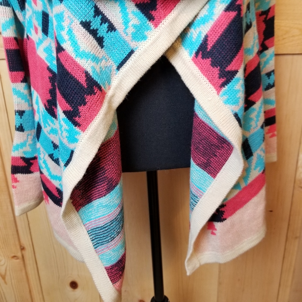 B Sharp Aztec Southwestern Print Waterfall Hem Open Front Cardigan Sweater NWT - Picture 3 of 10